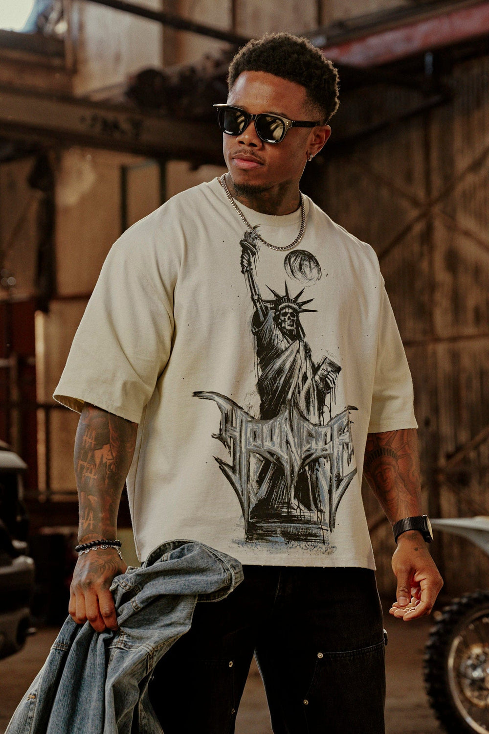 4236 Playera YoungLA Liberty Tees