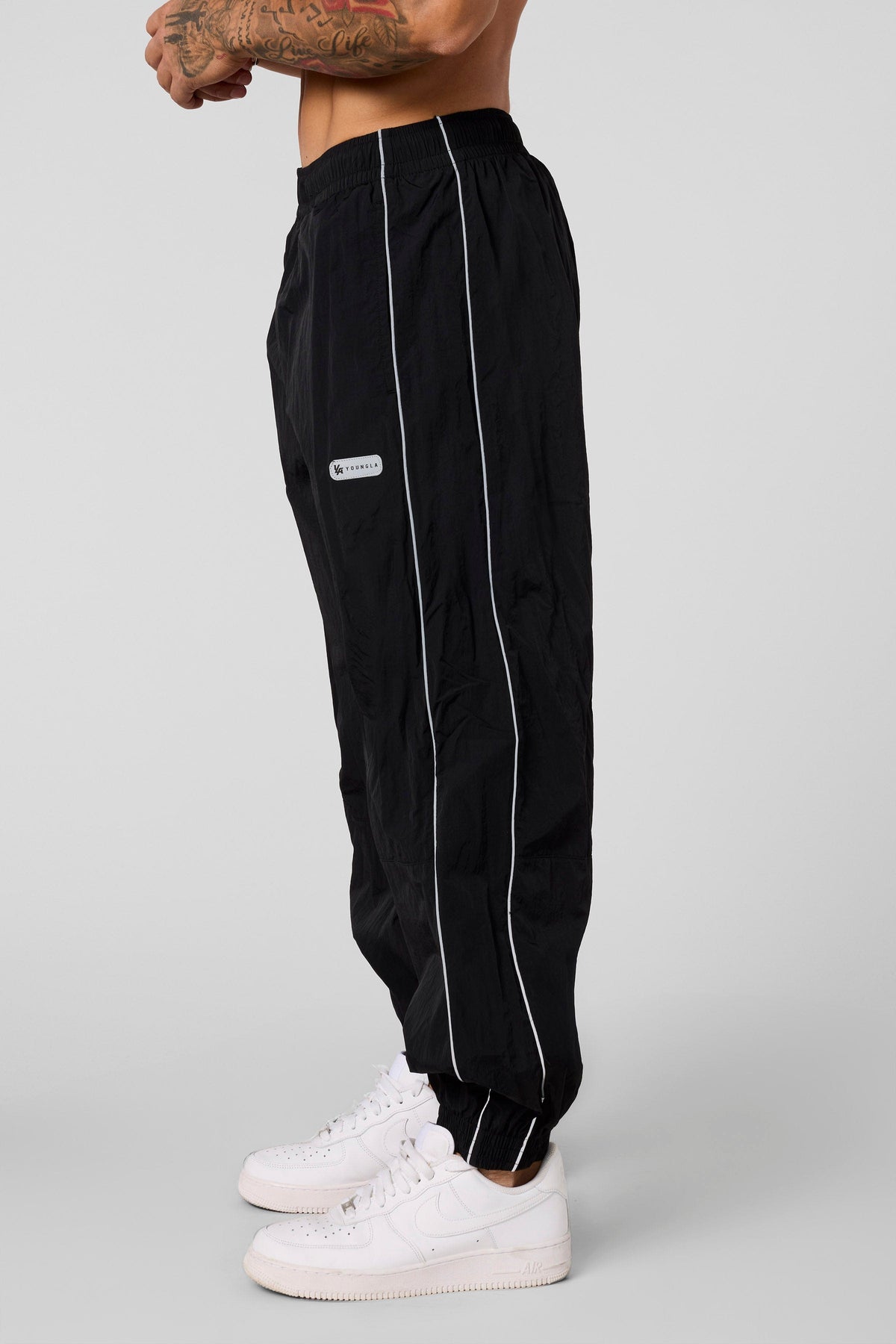 Retro Cuffed Joggers Black