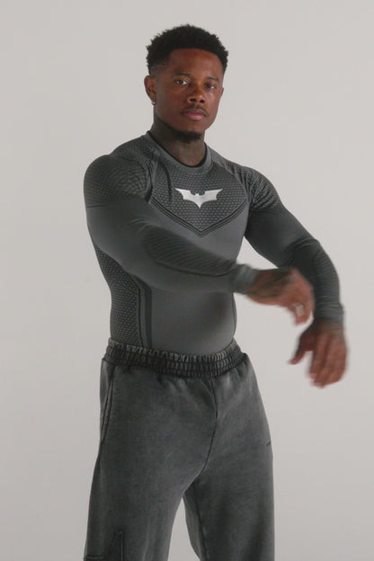 8004 - Batman Compression Longsleeves - Playera Batman Youngla Manga Larga